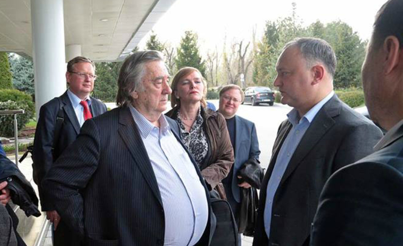 Особое мнение: визит Александра Проханова