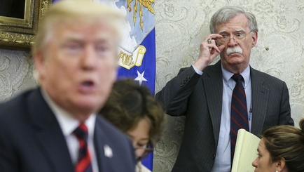 Трамп обвинил Болтона в разглашении секретных данных