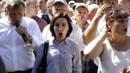 Майа Санду тянет на Черную Мамбу