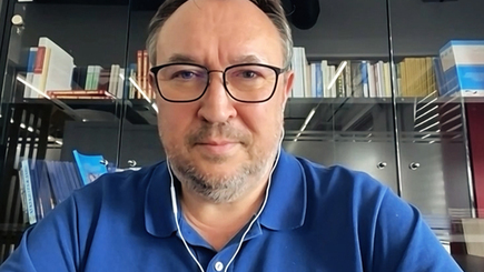 РУССКАЯ КУЛЬТУРА ПО-ПУТИНСКИ: ПУШКИН НА ФАСАДЕ, ФСБ — В ПОДВАЛЕ