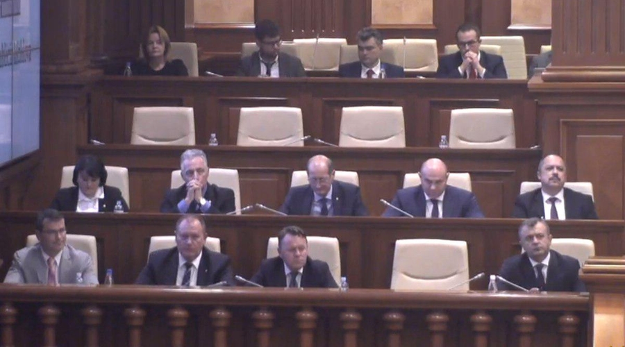 Список членов правительства Иона Кику