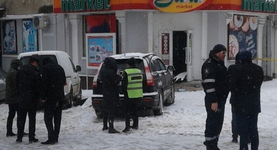 На входе в магазин в центре Кишинева взорвали гранату. Погибли два человека