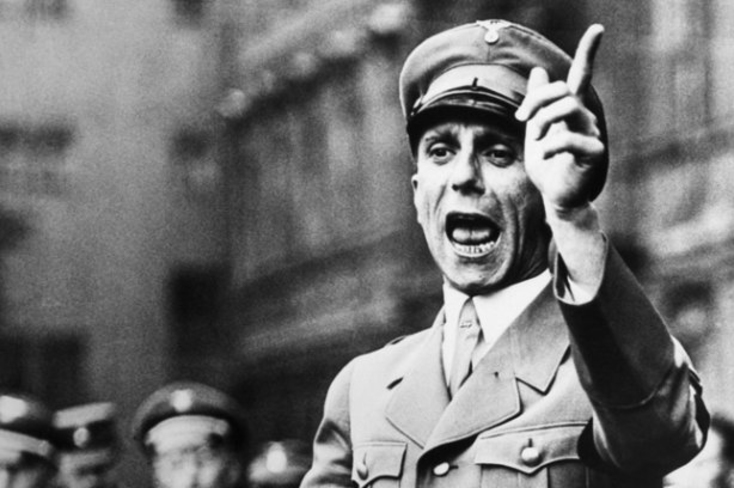 Россия учится у Геббельса, как начинать войну