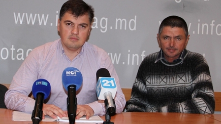 ПКРМ покинула группа советников