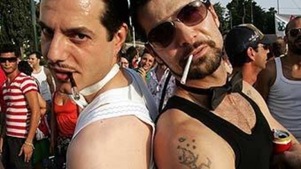 Новое правительство Греции решило узаконить однополые браки