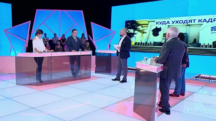 Принципы: С 1 сентября зарплаты педагогов вырастут на 8%