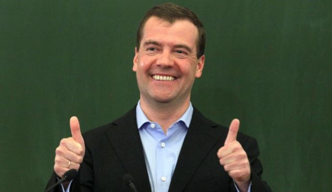 Медведев пожелал успехов Павлу Филипу в труде!
