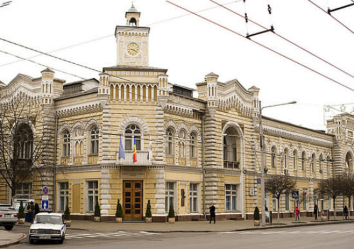 Примэрия Кишинева потратила полтора миллиона на «уборку снега»