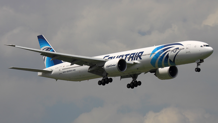 Летевший из Парижа в Каир самолет EgyptAir пропал с радаров