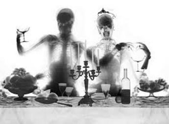 Майя: в обнимку с потайным скелетом