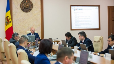 Кабмин утвердил состав Национальной комиссии по созданию одномандатных округов