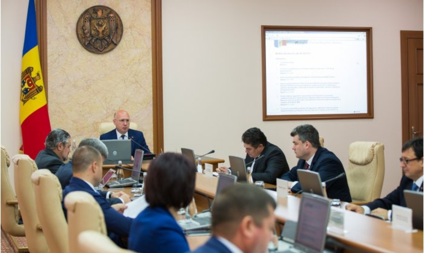 Кабмин утвердил состав Национальной комиссии по созданию одномандатных округов