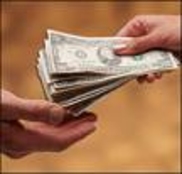 Елена Замура: Важнейшая тема - коррупция в верхних эшелонах власти, а также взаимодействия олигархических кланов с политическими партиями