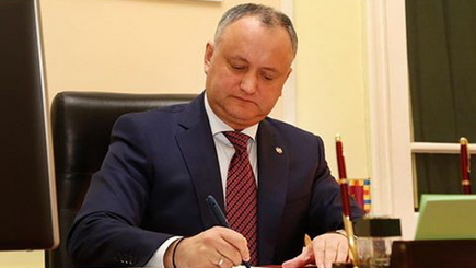 Президент Молдовы вернул на доработку в парламент пакет «гагаузских законопроектов»