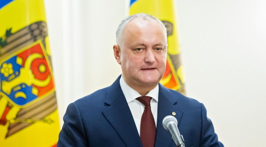 Додон не Штирлиц и не Бонд. Он сам себя сдал 