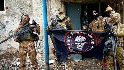 Уголовники с опытом войны: Россия отправит в Европу мигрантов с ЧВК «Вагнера»