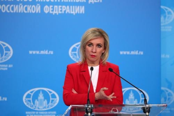 Мария Захарова снова лезет в чужой огород!
