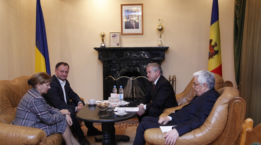 Igor Dodon contribuie la impulsionarea dialogului moldo-ucrainean