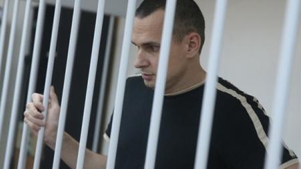Олег Сенцов объявил бессрочную голодовку