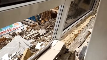 Видео – как выглядит изнутри банк пострадавший от обвала