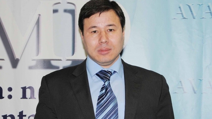 Caracatița din Curtea Constituțională. O răbdăm sau o distrugem?  ( с переводом на русский язык)