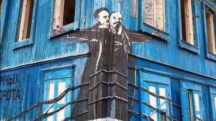 Был ли борщ горячее на коммунистическом «Титанике»?