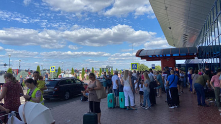 В аэропорту Кишинева новое предупреждение о бомбе