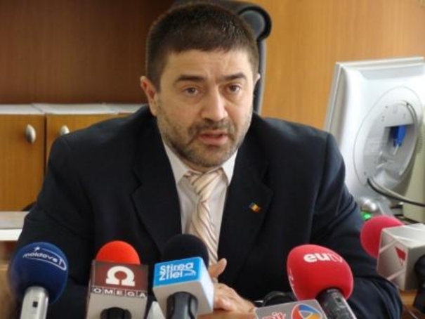 CALEA SPRE NICĂIERI,  ÎNTRE NOMADISMUL ÎN MASĂ ŞI MIMETISMUL POLITIC