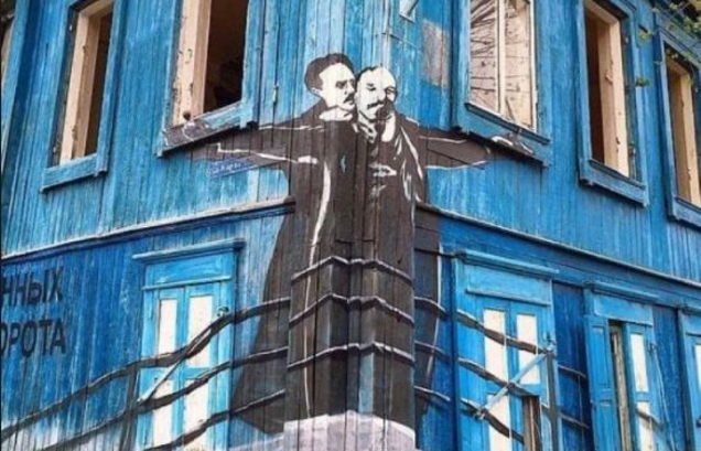 Был ли борщ горячее на коммунистическом «Титанике»?