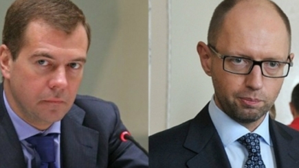 Стрелец пригласил в Кишинев  Яценюка и Медведева