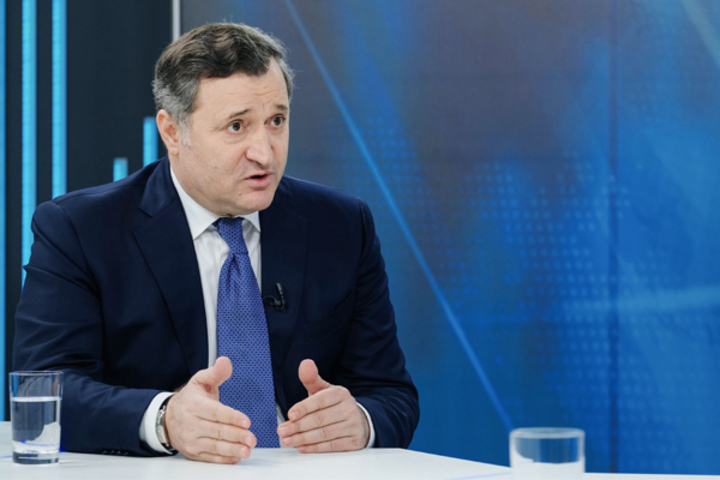 Филат: 