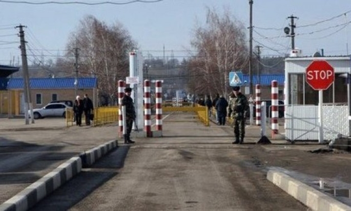 Украина запретила провозить товары через приднестровский участок границы
