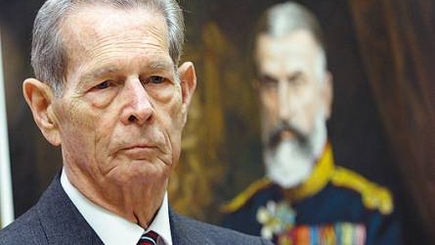 Президент Траян Бэсеску назвал отречение   Короля Михая от престола актом национального предательства
