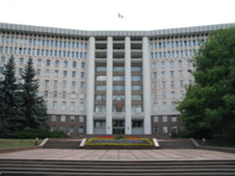 Внеочередное заседание парламента опять не состоялось