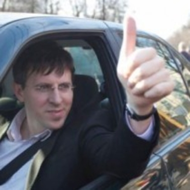 Сравните. Здание до прихода Киртоакэ и после