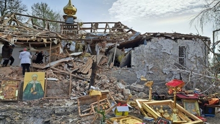 Обстрел Украины в Пасхальную ночь: россияне умышленно били ракетами по церквям и жилым зданиям