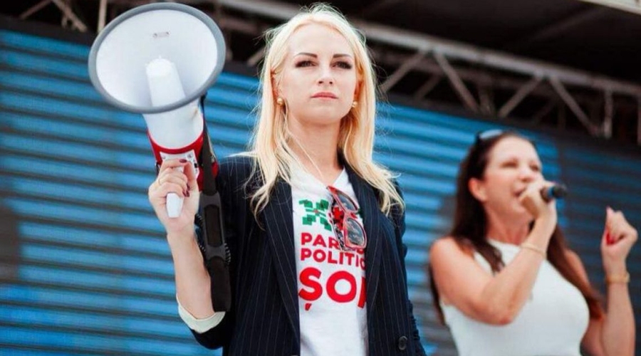 Марина Таубер: У правительства остались считанные дни, а у Додона земля уходит из-под ног