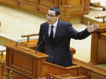 Лидер румынских социал-демократов пошел «на таран» на президента Франции