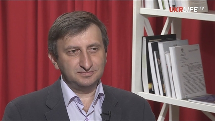 9 МАЯ. “ДЕНЬ ПОБЕДЫ, КАК ТЫ СТАЛ ОТ НАС ДАЛЕК…”