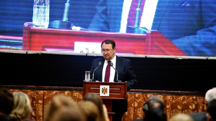 Министр юстиции Александр Тэнасе уходит в отставку