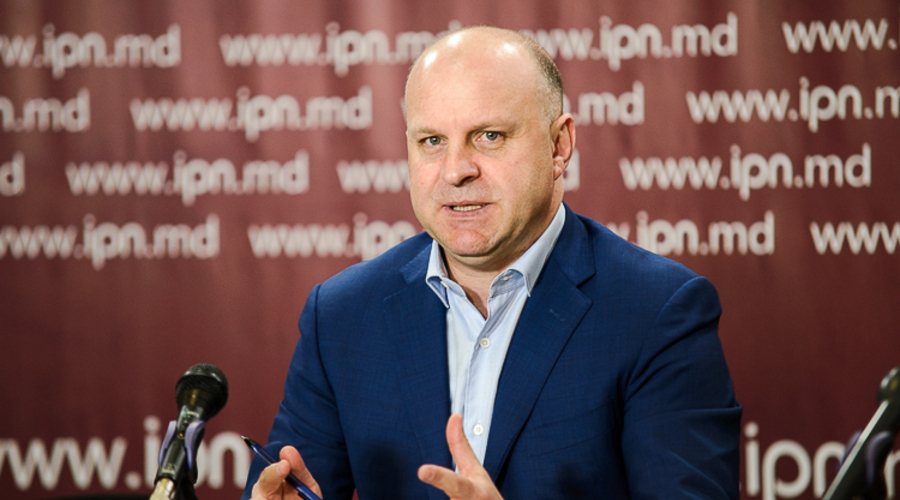 Спустя 100 дней деятельности правительства Кику, мошенничество в Молдове возобновилось, мнения