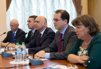 Почему европейцы не критикуют молдавские власти?