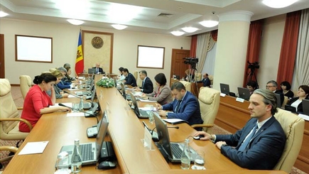 Выплаты семьям с детьми будут увеличены