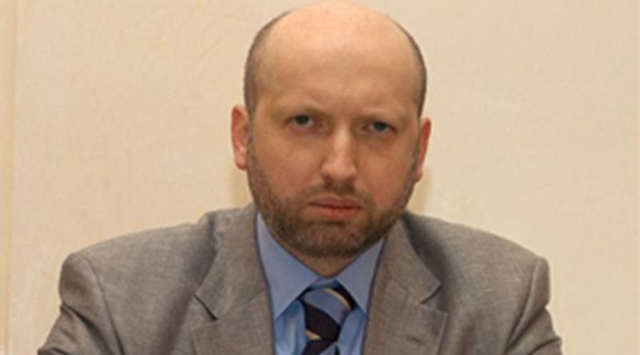 Турчинов не подпишет отмену закона о языках