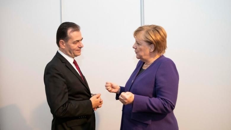 Орбан и Меркель договорились о поддержке Румынией и Германией демократических реформ в Молдове