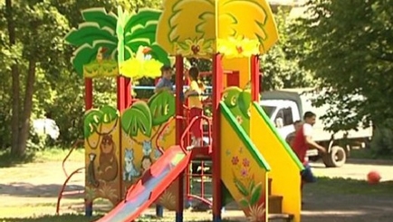 Примэрия хочет уничтожить еще одну детскую площадку