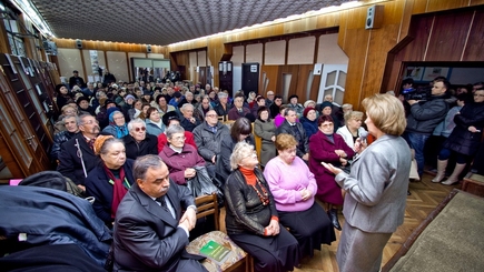 „SOLUŢIA” помогает  Обществу слепых Молдовы