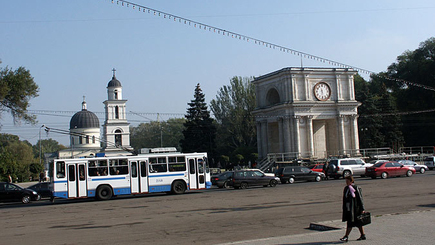 В центре Кишинева появятся платные парковки