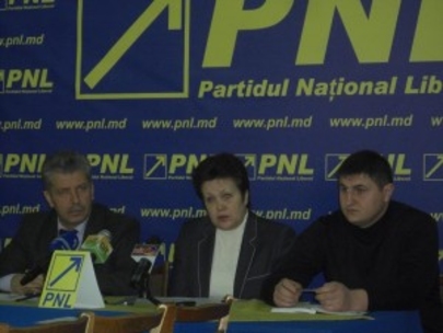 Виталия Павличенко «не одобряет» встречи Влада Филата с ПКРМ…