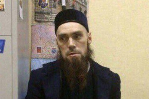 «Кафка нервно курит в стороне»